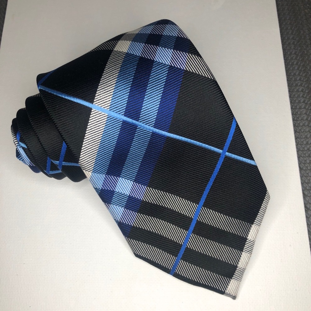 Tie - Picture 2 of 5